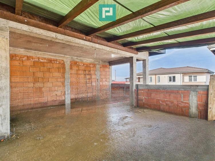 Apartament cu 2 camere decomandat în Chișoda