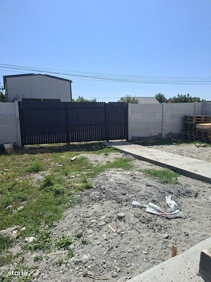 Casă cu 4 camere cu Teren 350 Mp în Central