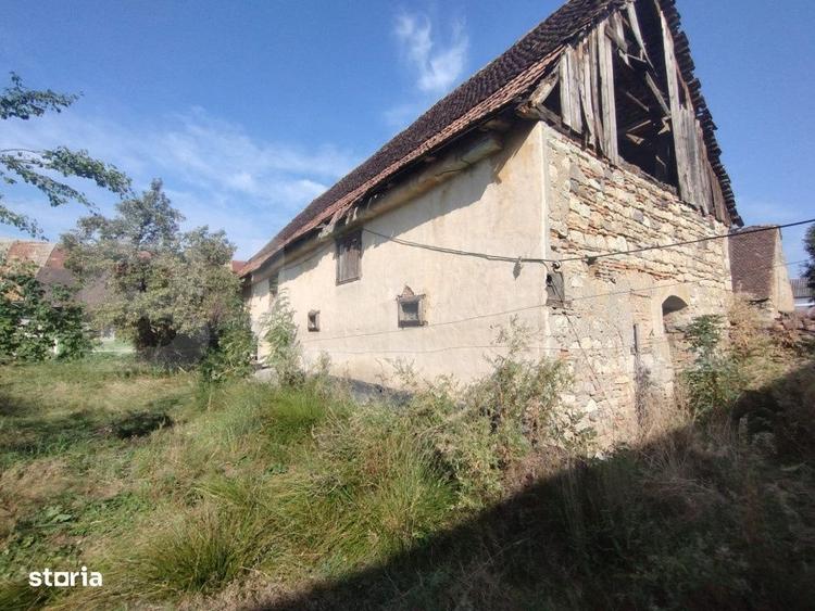 Casă cu 4 camere în Prundu Bârgăului