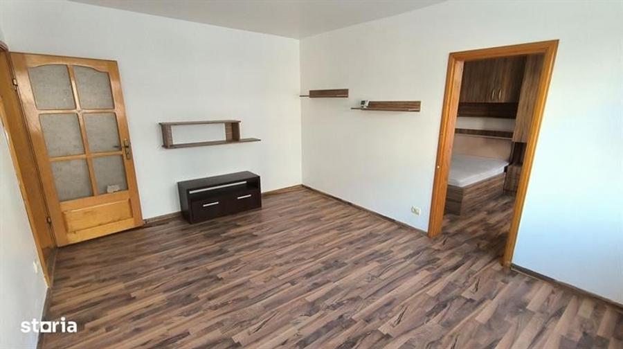 Apartament cu 2 camere semidecomandat în Fălticeni
