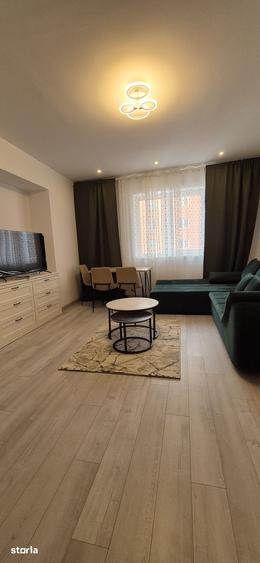 Apartament cu 2 camere în Apărătorii Patriei
