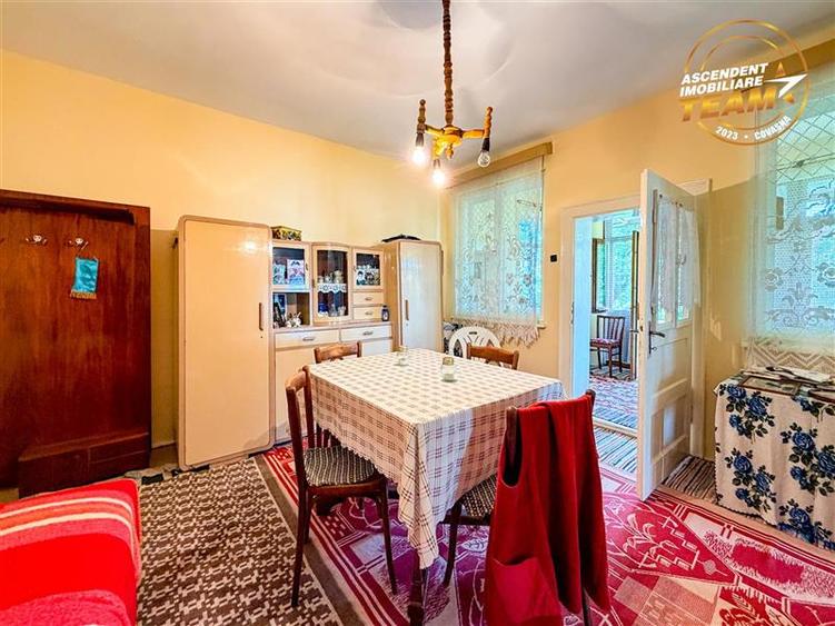 Casă individuală cu 6 camere cu Teren 1911 Mp în Ilieni