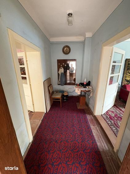 Casă cu 3 camere cu Teren 320 Mp în Lazaret