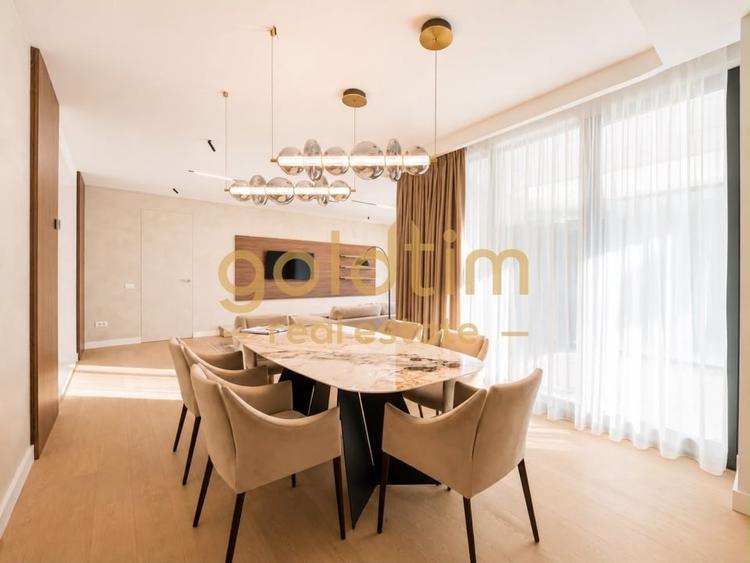 Apartament cu 4 camere decomandat în Aviatorilor
