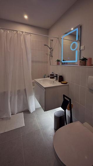 Apartament cu 2 camere decomandat, mobilat în Băneasa