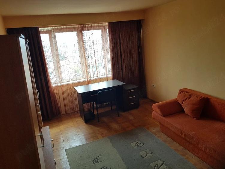 Apartament cu 2 camere decomandat în Complex Studențesc