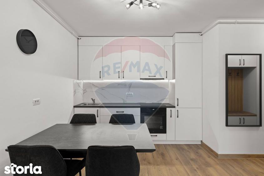 Apartament cu 2 camere, mobilat în Central
