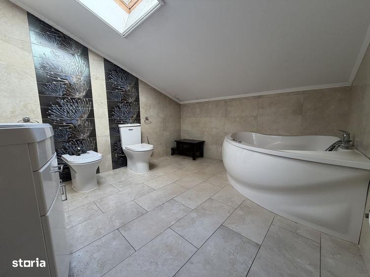 Apartament de vanzare spatios 144 util in Centru zi de zi - 11