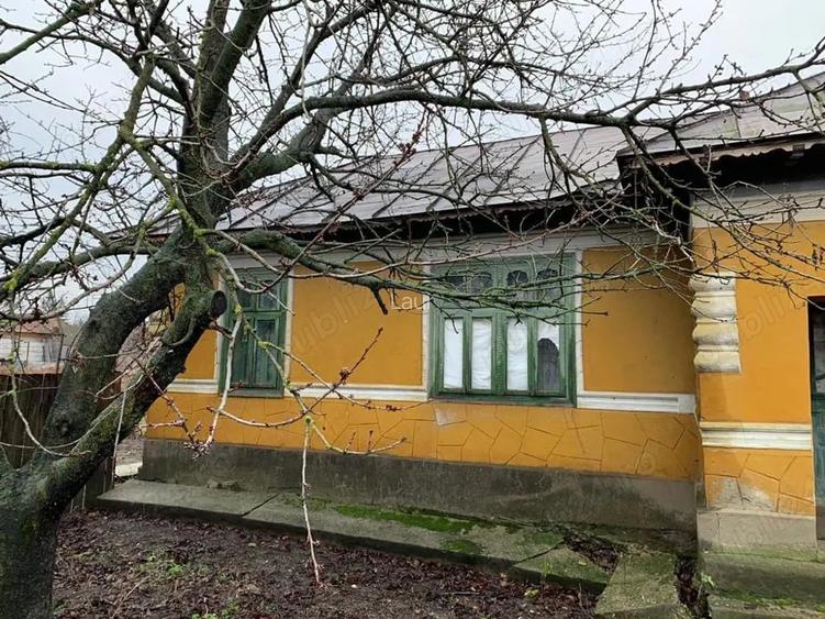 Casa 5 camere, teren 1800 mp, Malu Rosu IL, 10 km de Urziceni