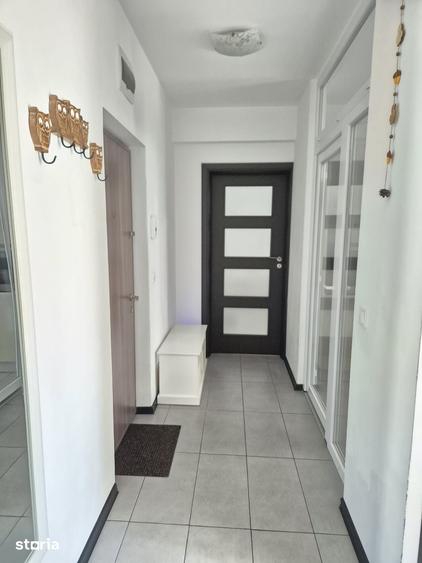 Apartament 2 camere, decomandat, mobilat ?i utilat + Loc de parcare - 5