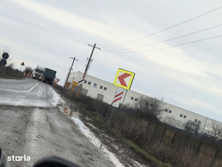 Teren de 3566 mp, în Centura