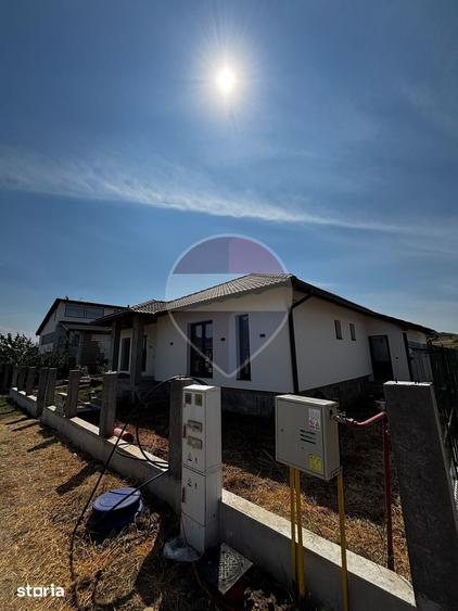 Casă cu 4 camere cu Teren 500 Mp în Ighiu