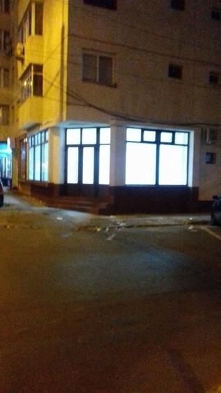 Spațiu comercial, de 67 mp, în Griviței