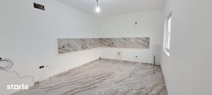 Casă cu 4 camere cu Teren 500 Mp în Dragomirești-Vale