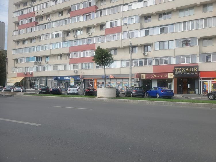 Spațiu comercial, de 90 mp, în Berceni