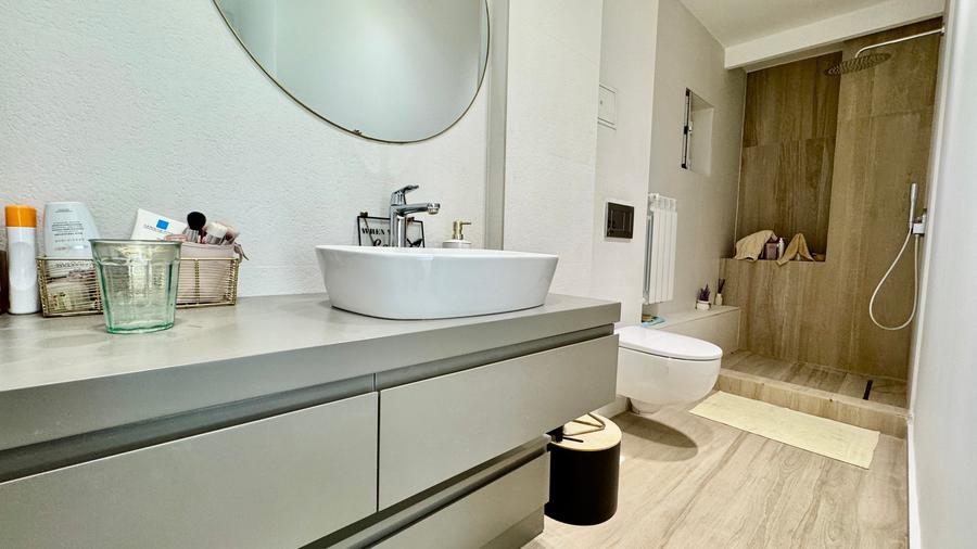 Apartament cu 2 camere semidecomandat în Unirii