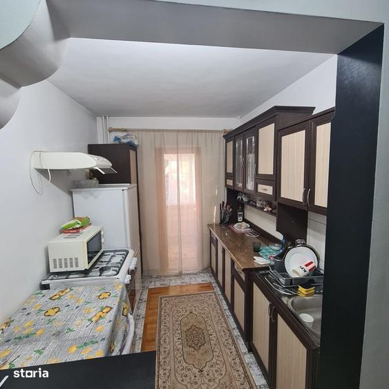 Apartament 2 camere et. 1, decomandat - 1
