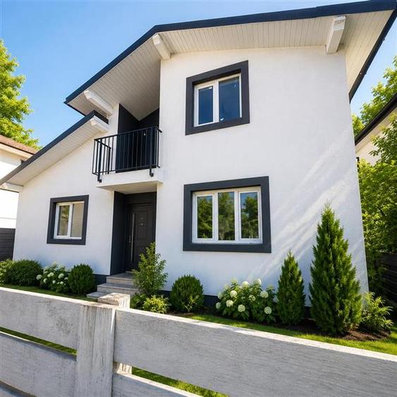 Casă individuală cu 5 camere cu Teren 300 Mp în Exterior Est