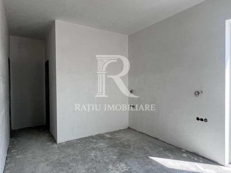 Casă individuală cu 4 camere cu Canalizare în Dealuri Oradea