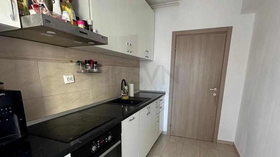 Apartament cu 2 camere semidecomandat, mobilat în Băneasa