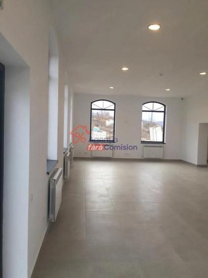 Spațiu comercial, de 304 mp, în Filiași