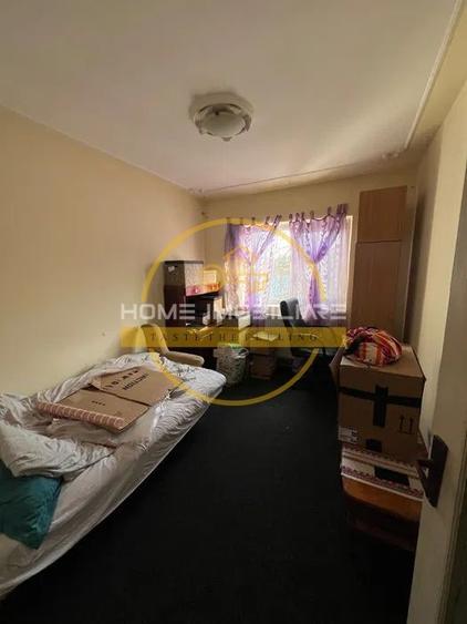 Apartament cu 3 camere decomandat, mobilat în Nicolina