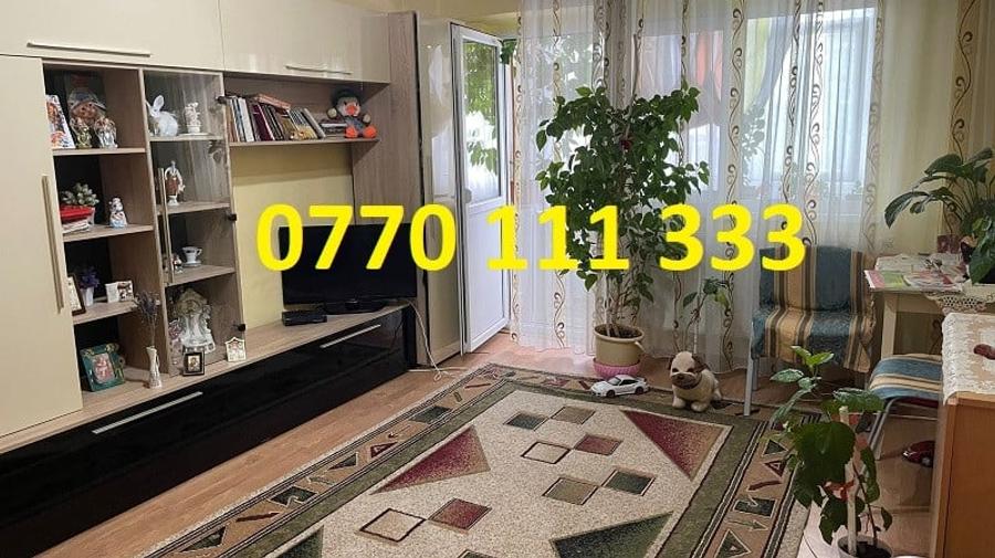 Apartament cu 3 camere decomandat în Obor