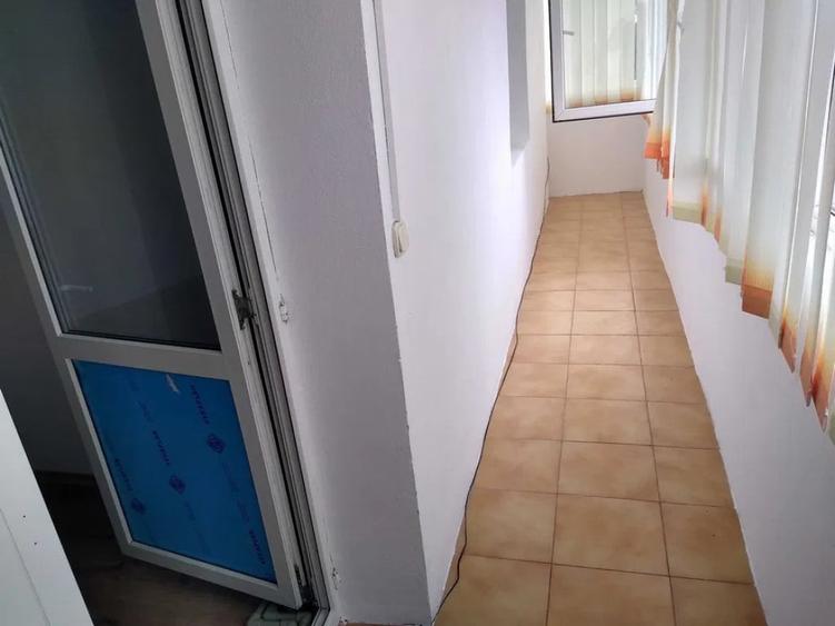 Apartament 2 camere decomandat 45mp Bailesti - 2