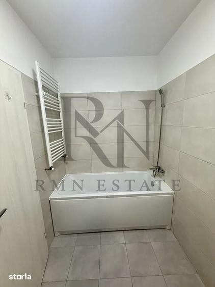 Garsonieră decomandată în Apărătorii Patriei