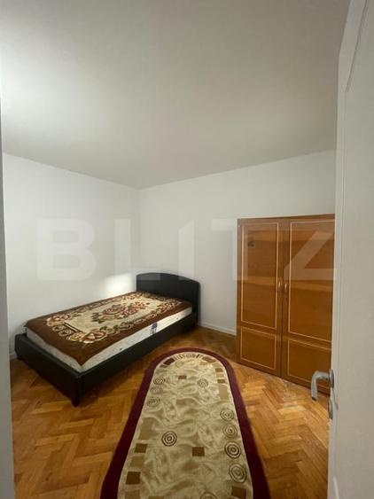 Apartament cu 3 camere decomandat, mobilat în George Enescu