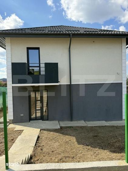 Casă cu 4 camere cu Teren 425 Mp în Tomești