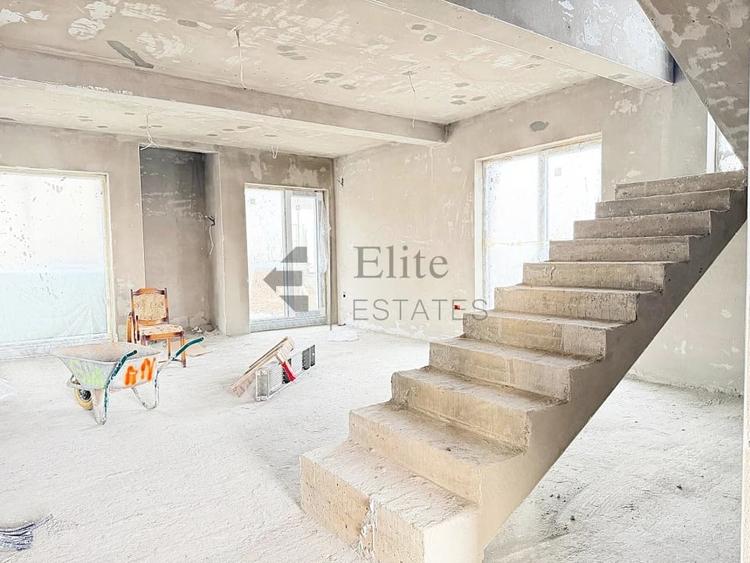 Vila / Casa de vanzare in Oradea, zona Dealuri - 6