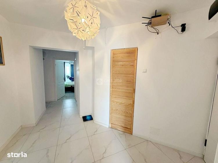 Apartament cu 3 camere decomandat în Alexandru cel Bun