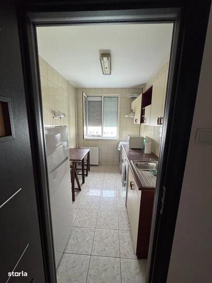 Apartament cu 2 camere decomandat în Titan