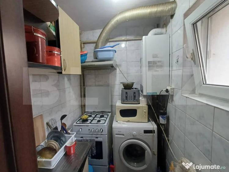 Apartament cu 2 camere semidecomandat în 9 Mai