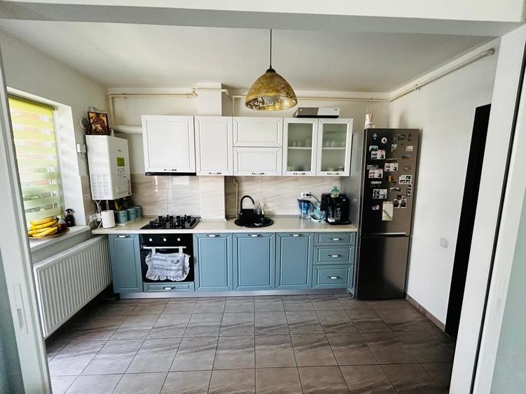 Apartament cu 2 camere decomandat în Sânpetru