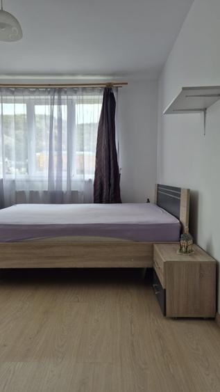 Apartament cu 2 camere semidecomandat, mobilat în Florești — fotografia 2