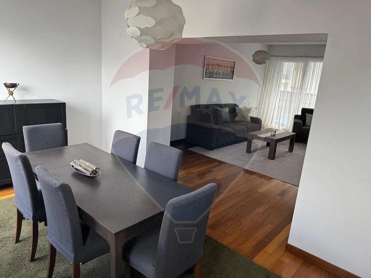 Apartament cu 5 camere decomandat în Herăstrău