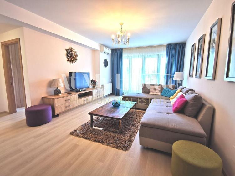 Apartament cu 3 camere decomandat, mobilat în Iancu Nicolae