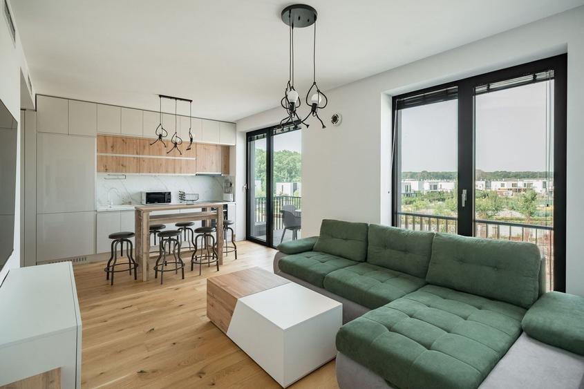 Apartament cu 2 camere semidecomandat, mobilat în Tunari