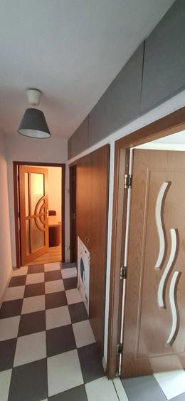 Apartament cu 2 camere semidecomandat în Exterior Vest