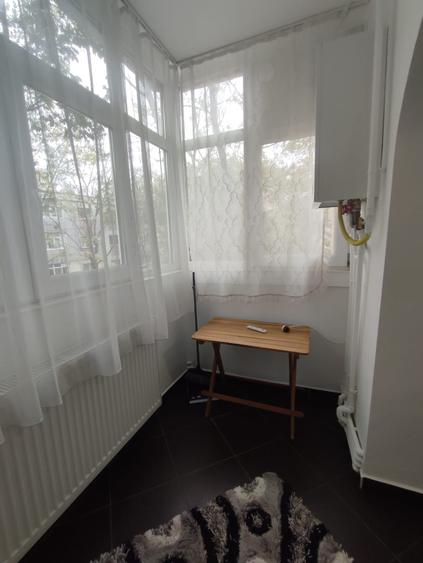 Apartament cu 2 camere decomandat, mobilat în Nicolina