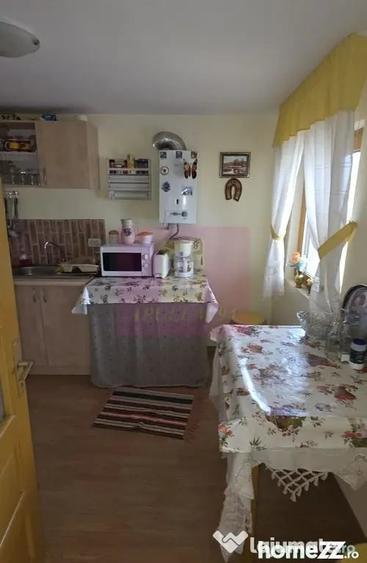 Casă cu 3 camere cu Teren 340 Mp în Poiana
