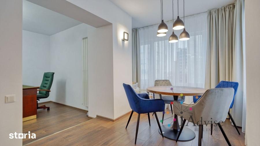 Apartament cu 4 camere decomandat în Central