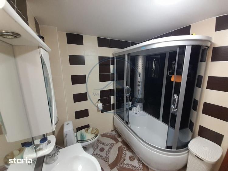 Apartament cu 3 camere decomandat, mobilat în Independenței