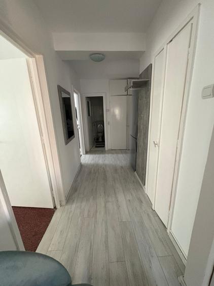Apartament cu 2 camere decomandat în Medicină