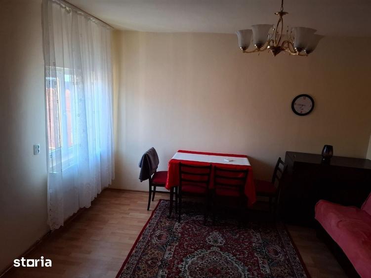 Casă cu 3 camere cu Teren 280 Mp în CFR