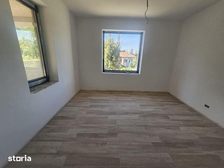 Casă cu 4 camere cu Teren 376 Mp în Curtea de Argeș