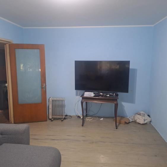 Apartament cu 3 camere decomandat în Mărgeanului