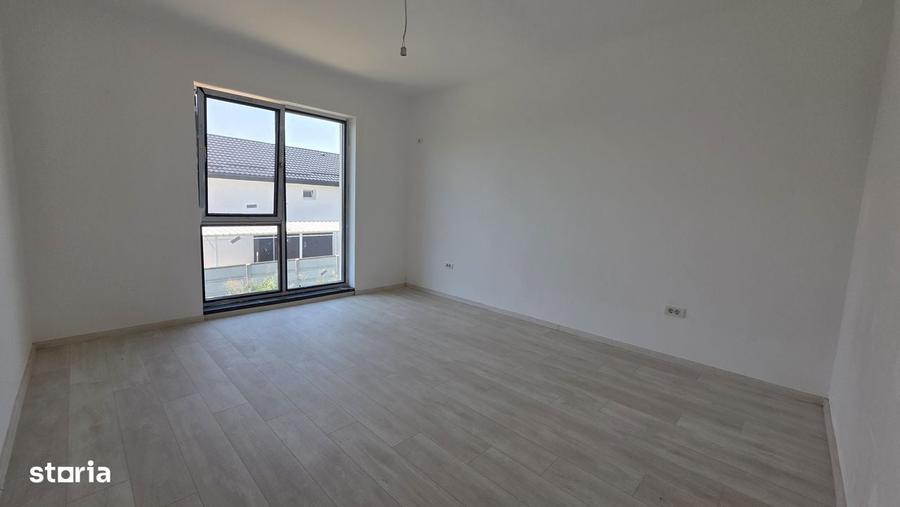 Vila P+1+M, 2km de M Raul Doamnei/parc moghioros,Mansarda 40mp,tva inc - 3